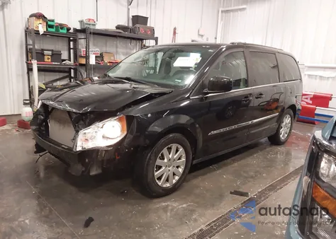 2016 Chrysler Town & Country Touring from USA, damaged, VIN 2C4RC1BG5GR113120